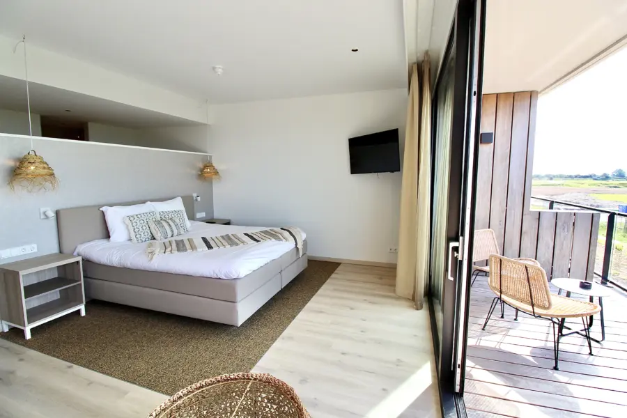 A suite at RoyalClubhouse